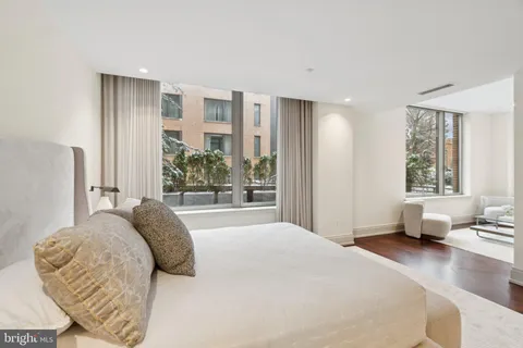 $4,000,000 | 3150 South Street Northwest, Unit 1A, Washington, DC 20007