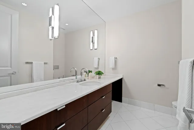 $4,000,000 | 3150 South Street Northwest, Unit 1A, Washington, DC 20007