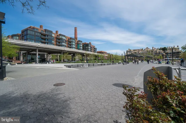 $4,000,000 | 3150 South Street Northwest, Unit 1A, Washington, DC 20007