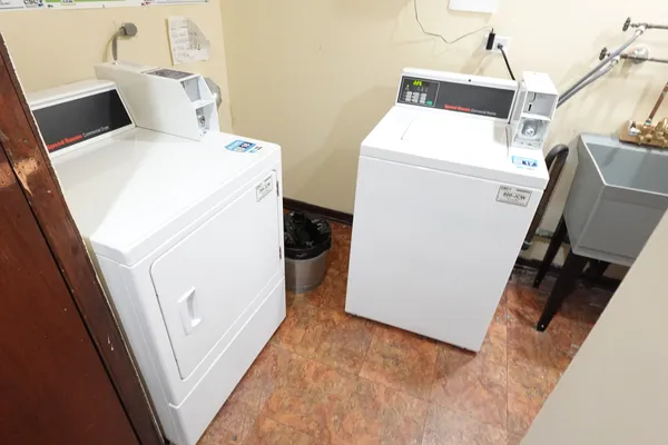 $1,795 | 9813 Bianco Terrace, Unit A, Des Plaines, IL 60016