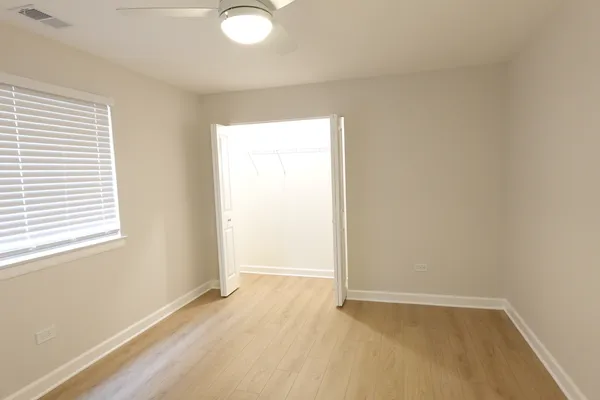 $1,795 | 9813 Bianco Terrace, Unit A, Des Plaines, IL 60016