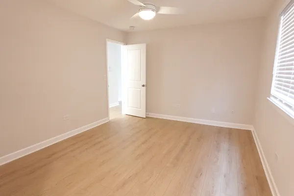 $1,795 | 9813 Bianco Terrace, Unit A, Des Plaines, IL 60016