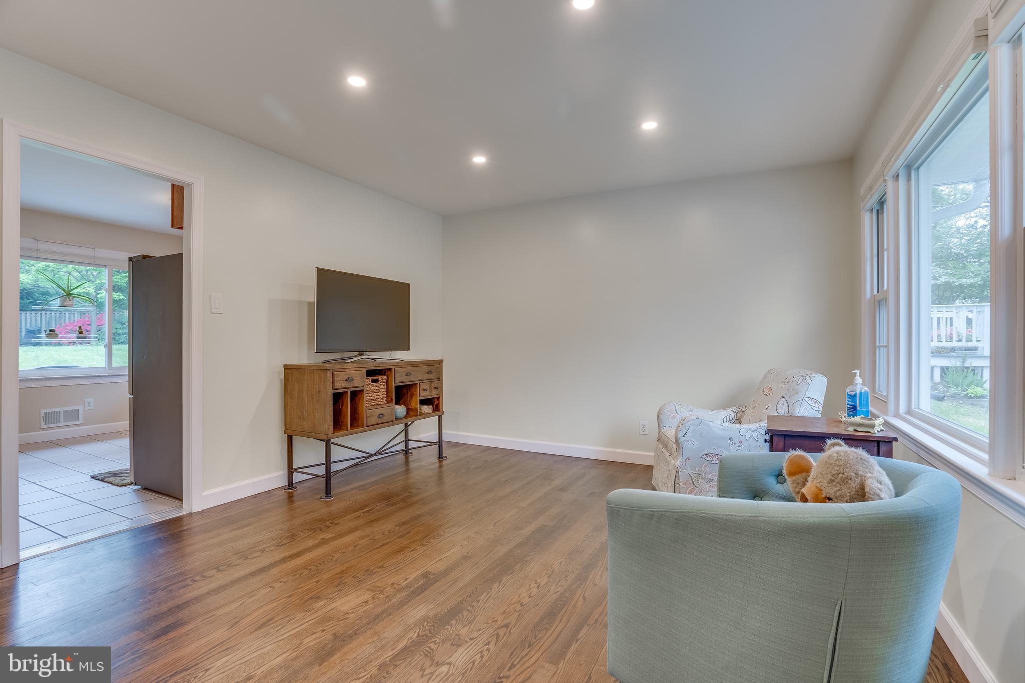 519 Baltimore Road Rockville, MD 20850 - Photo 6 of 38 Gallery Image 6