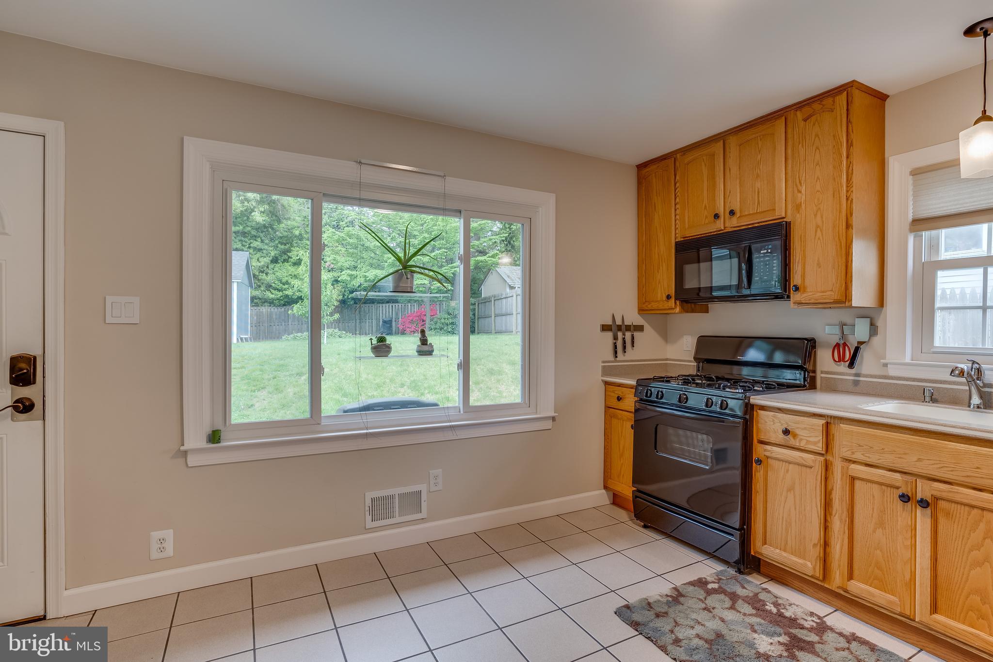 519 Baltimore Road Rockville, MD 20850 - Photo 10 of 38 Gallery Image 10