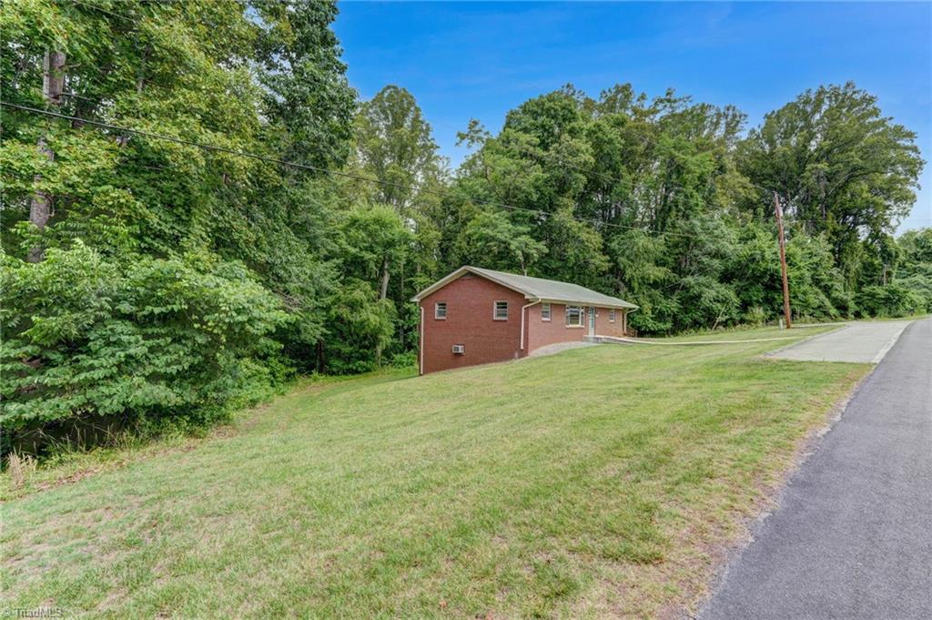 164 Tyre Dodson Road Reidsville, NC 27320 - Photo 7 of 39