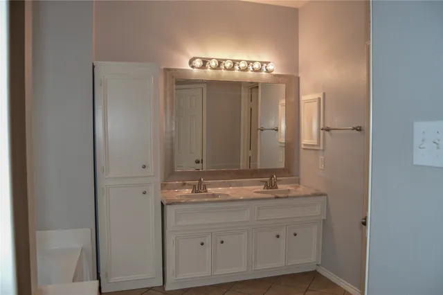 $2,150 | 17115 Sheffield Pines Lane, Houston, TX 77095