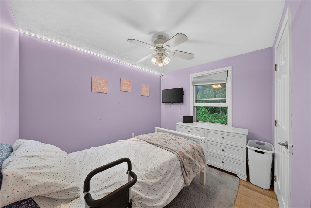 112 Bond Road Charlton, MA 01507 - Photo 21 of 40