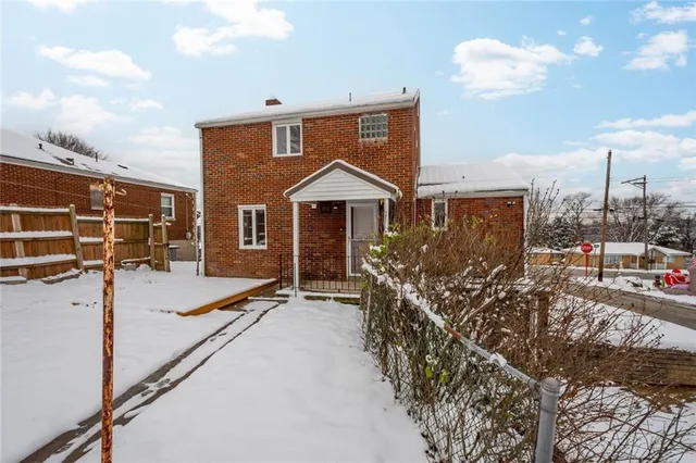 an aerial view of a house having outdoor space
