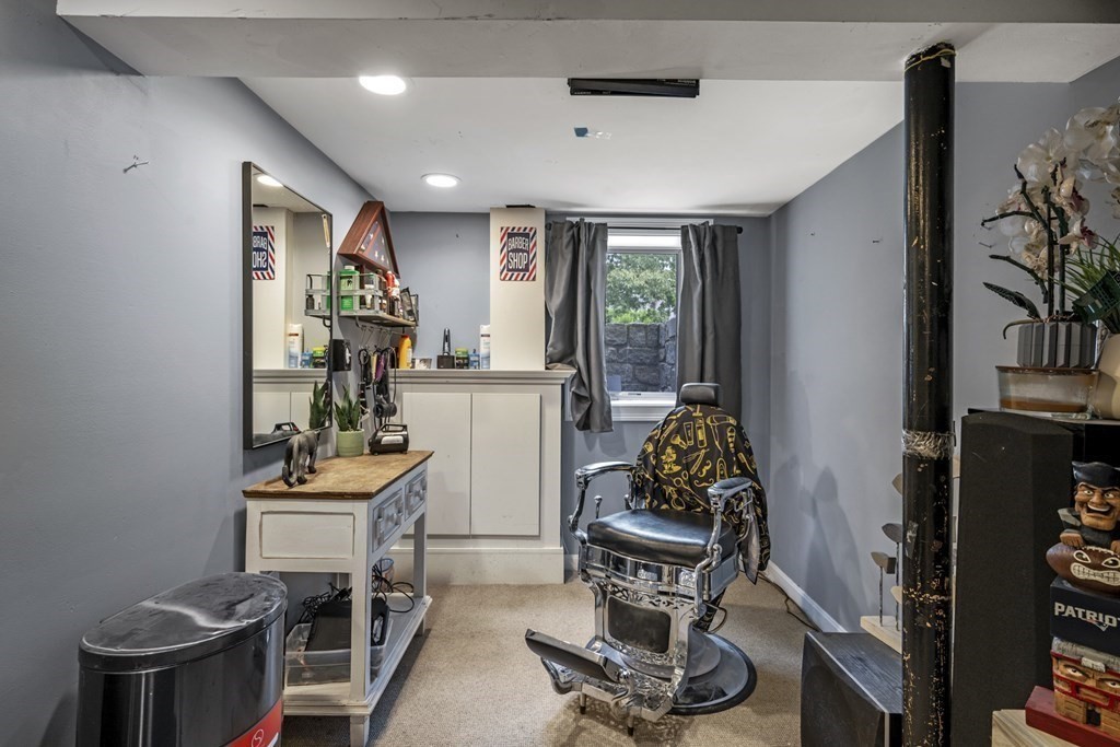 6 Ames Road Marblehead, MA 01945 - Photo 26 of 32 a workspace with furniture and a window