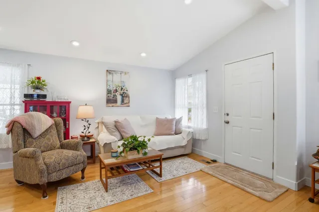 $279,000 | 433 Sylvan Avenue, Unit 120, Mountain View, CA 94041