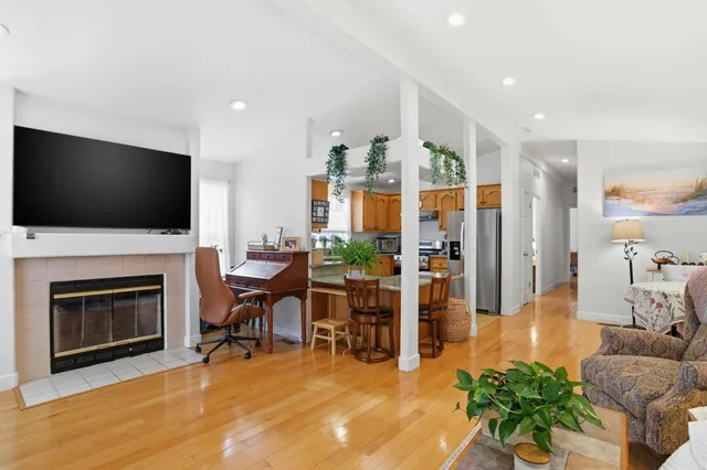 $279,000 | 433 Sylvan Avenue, Unit 120, Mountain View, CA 94041