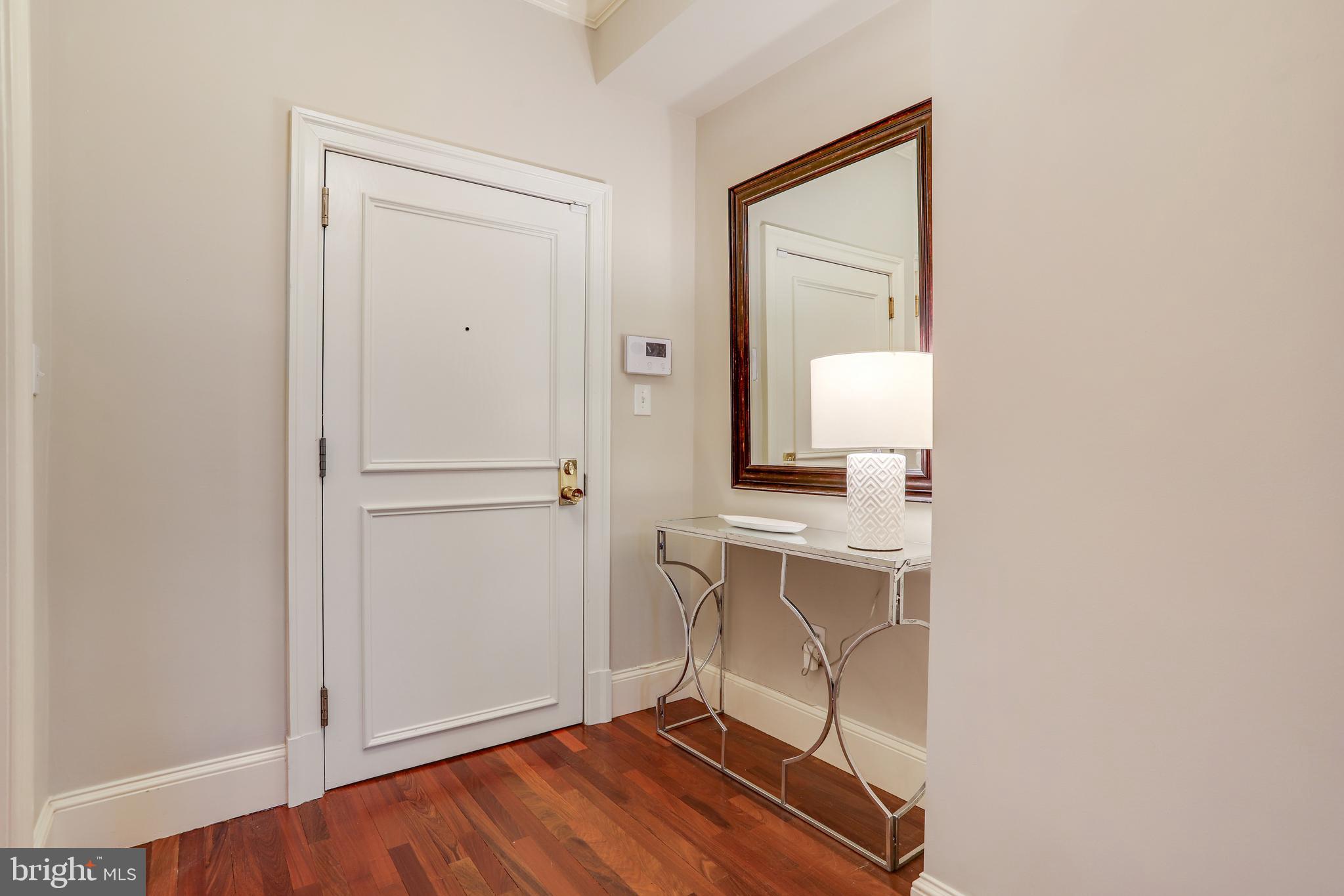 2127 California Street Northwest, Unit 201 Washington, DC 20008 - Photo 18 of 25 Entryway