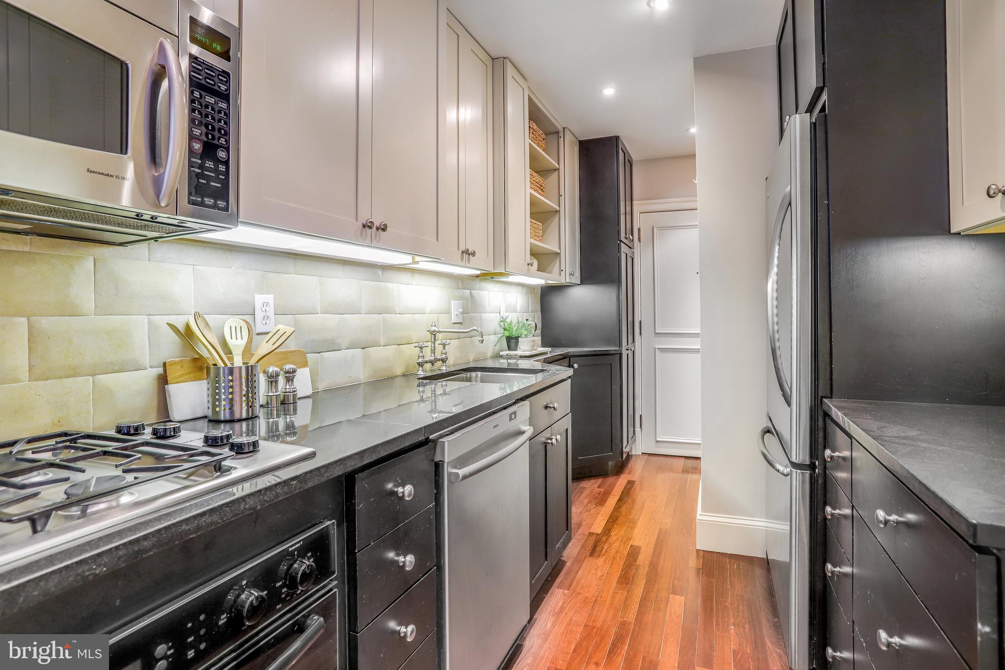 2127 California Street Northwest, Unit 201 Washington, DC 20008 - Photo 21 of 25