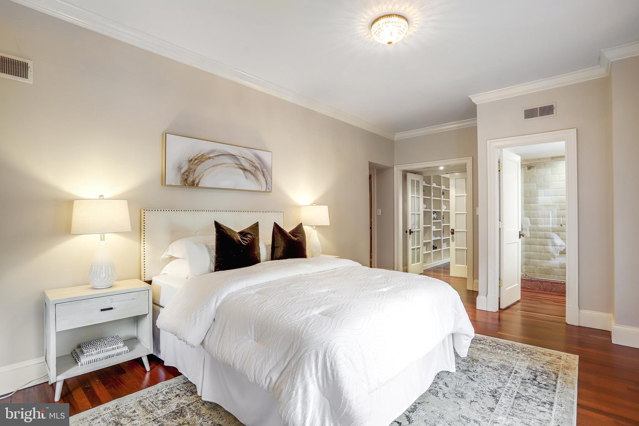 2127 California Street Northwest, Unit 201 Washington, DC 20008 - Photo 9 of 25 Primary Bedroom