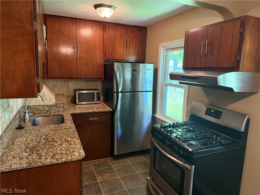 8233 Edgewood Road Mentor, OH 44060 - Photo 2 of 20