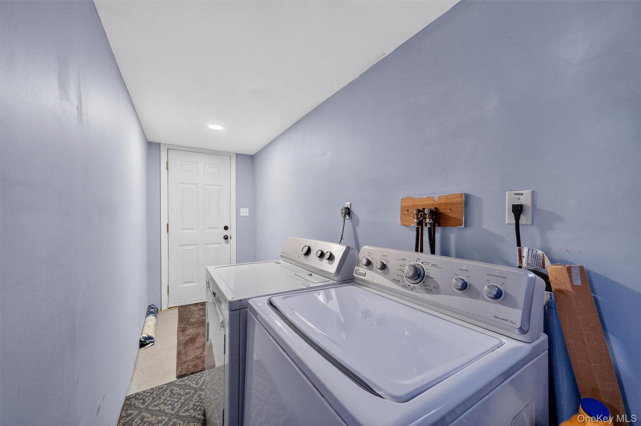 27 Peckham Road Poughkeepsie, NY 12603 - Photo 14 of 27 a utility room with dryer and washer