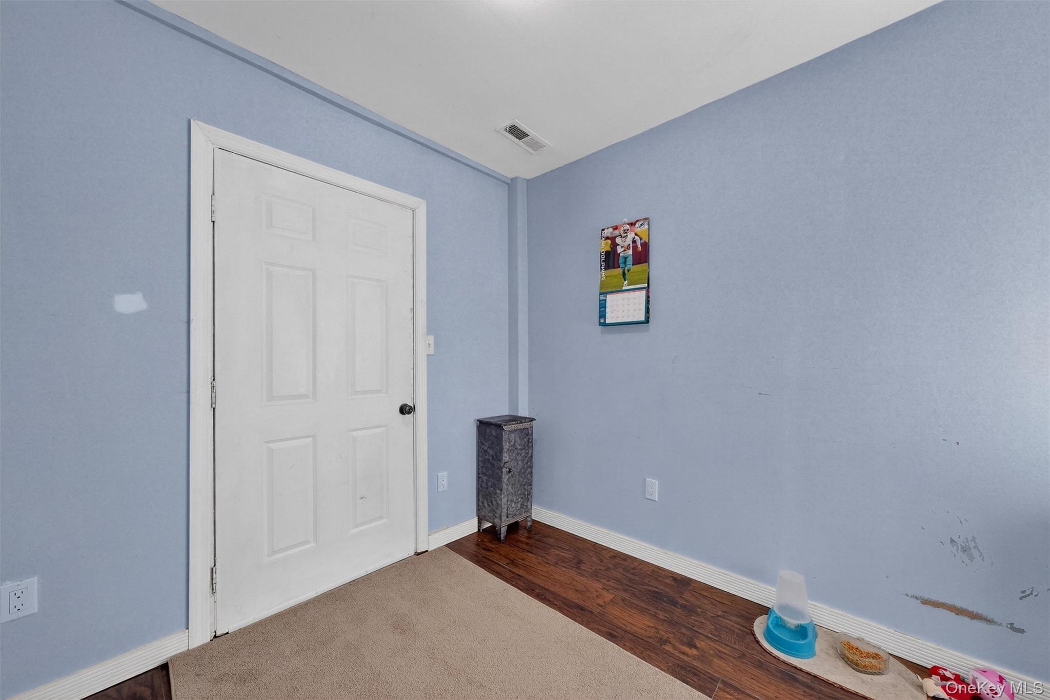 27 Peckham Road Poughkeepsie, NY 12603 - Photo 19 of 27 an empty room with a window