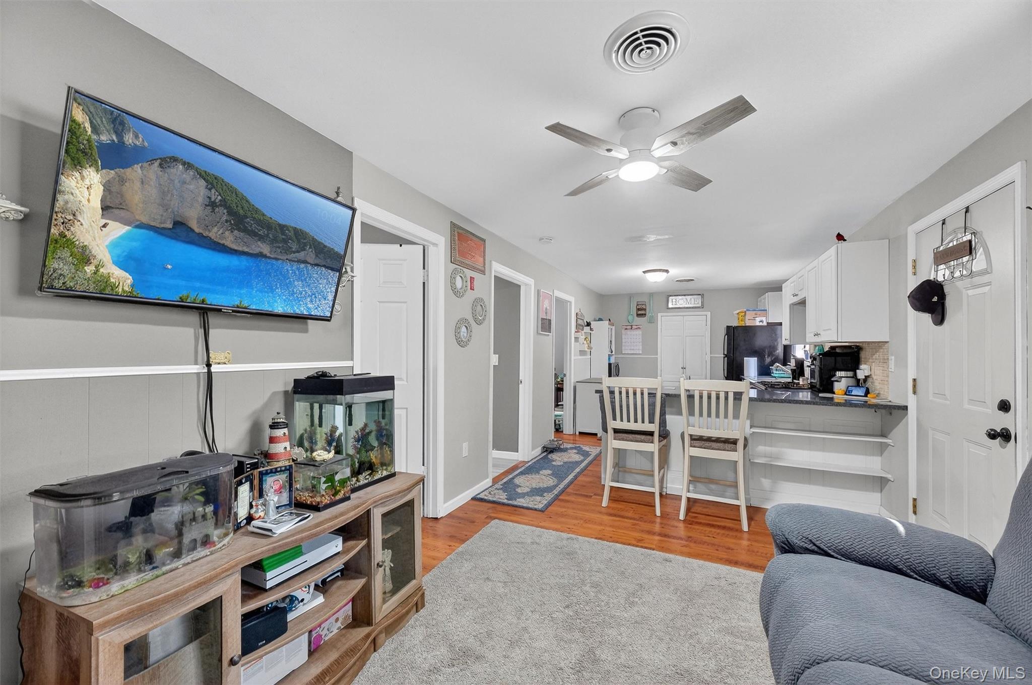27 Peckham Road Poughkeepsie, NY 12603 - Photo 7 of 27 a living room with furniture and kitchen view