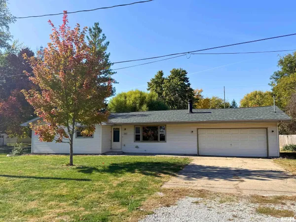 $170,000 | 403 South Benton Street, New Berlin, IL 62670