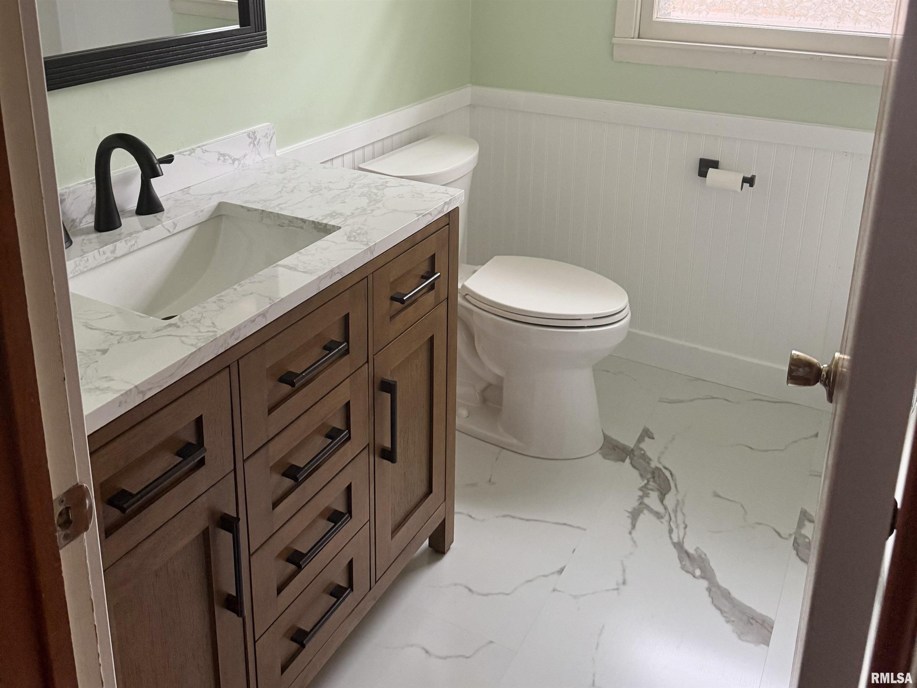 403 South Benton Street New Berlin, IL 62670 - Photo 15 of 26