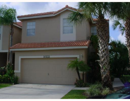 10221 Vía Hibiscus, Unit 4 Boca Raton, FL 33428 - Photo 1 of 7 Primary Photo