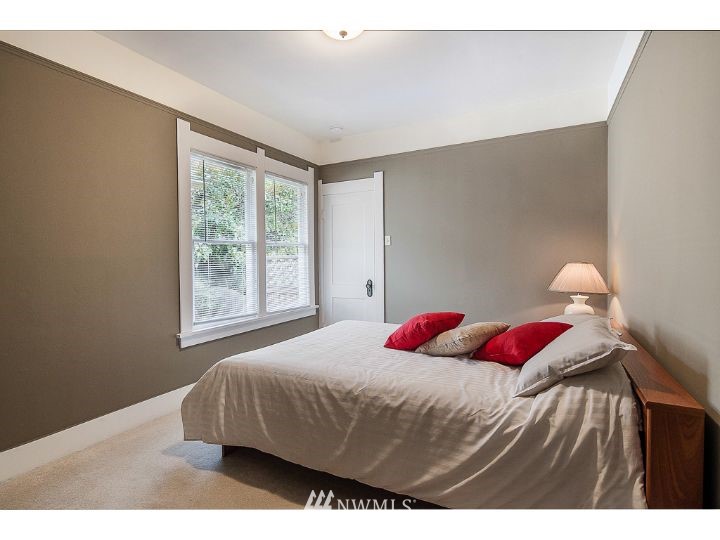111 North 49th Street Seattle, WA 98103 - Photo 11 of 15 Gallery Image 11