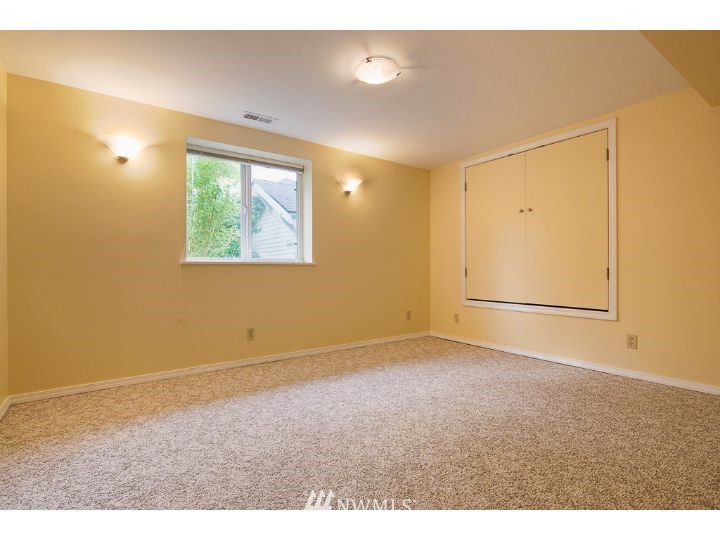 111 North 49th Street Seattle, WA 98103 - Photo 13 of 15 Gallery Image 13