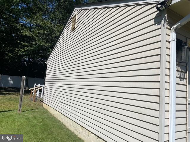 13403 Pendleton Street Fort Washington, MD 20744 - Photo 14 of 19 LEFT SIDE