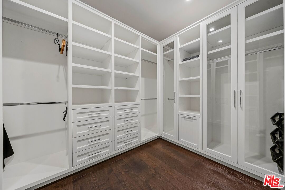 9348 Cresta Drive Los Angeles, CA 90035 - Photo 34 of 44 a view of an empty walk in closet