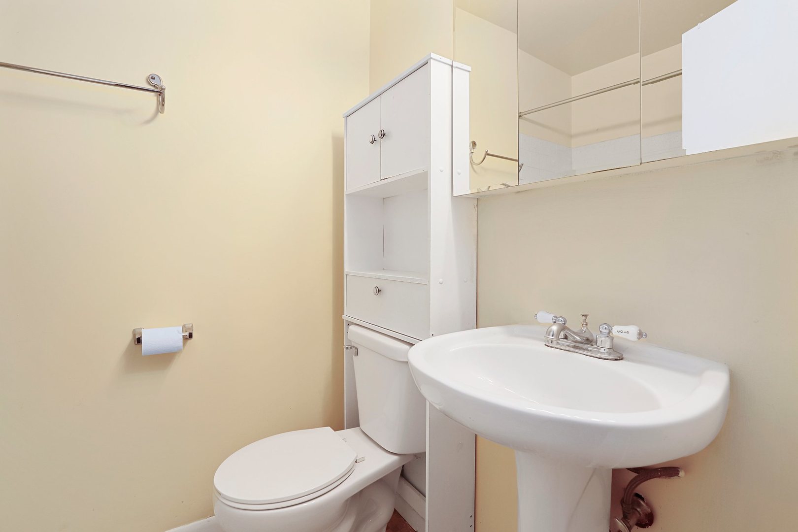 652 West Central Road Arlington Heights, IL 60005 - Photo 18 of 26