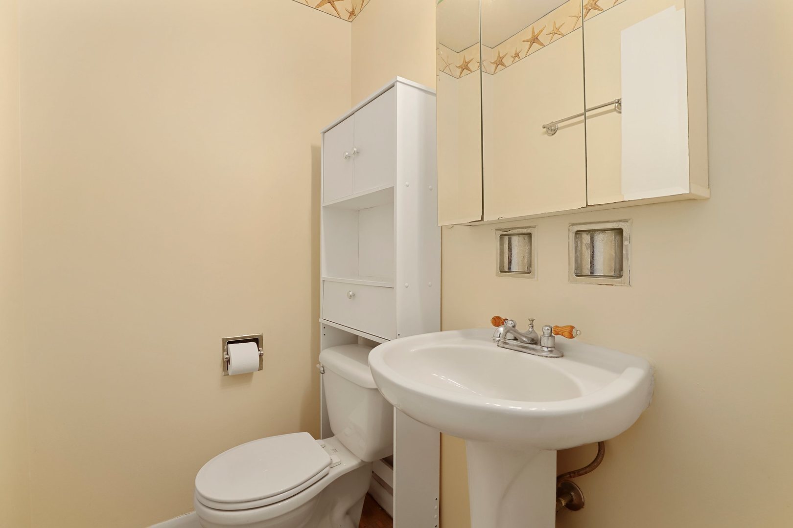 652 West Central Road Arlington Heights, IL 60005 - Photo 10 of 26