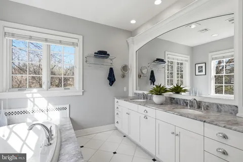 $1,875,000 | 904 Plymouth Road, Lower Gwynedd, PA 19002