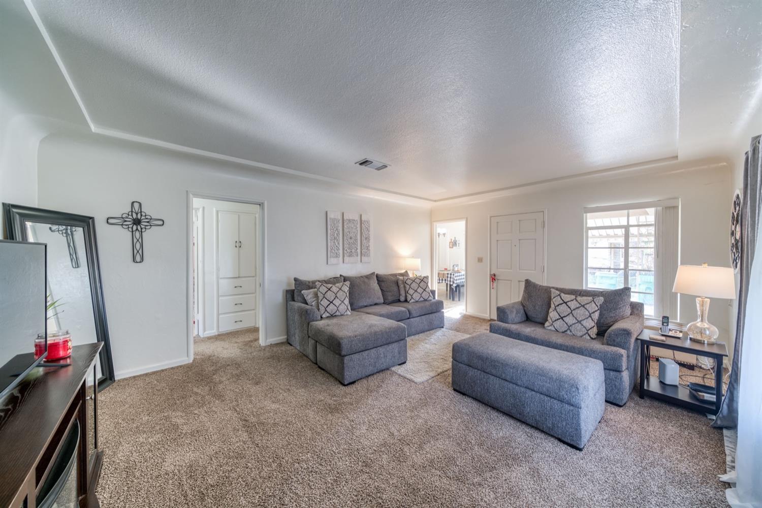 417 East Merced Street Fowler, CA 93625 - Photo 7 of 21 Gallery Image 7