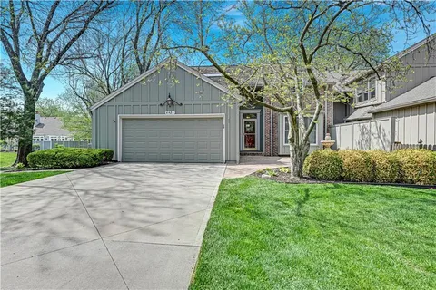 $512,500 | 4421 West 112th Terrace, Leawood, KS 66211