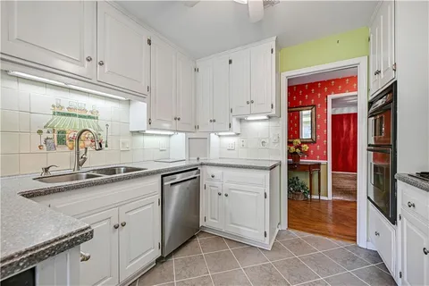 $499,000 | 4421 West 112th Terrace, Leawood, KS 66211