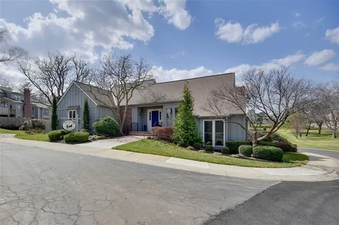 $499,000 | 4421 West 112th Terrace, Leawood, KS 66211