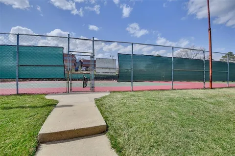 $499,000 | 4421 West 112th Terrace, Leawood, KS 66211