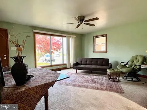 $1,295 | 848 Middle Street, Chambersburg, PA 17201