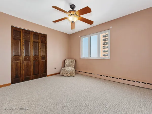 $2,400 | 700 West Bittersweet Place, Unit 806, Chicago, IL 60613