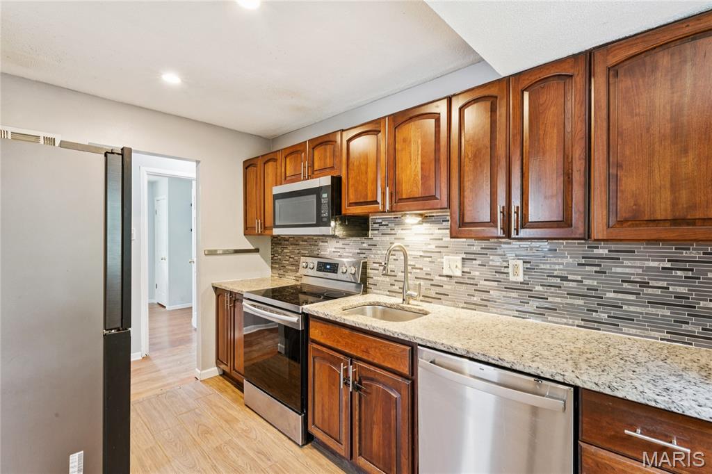 685 Mullanphy Road Florissant, MO 63031 - Photo 17 of 35