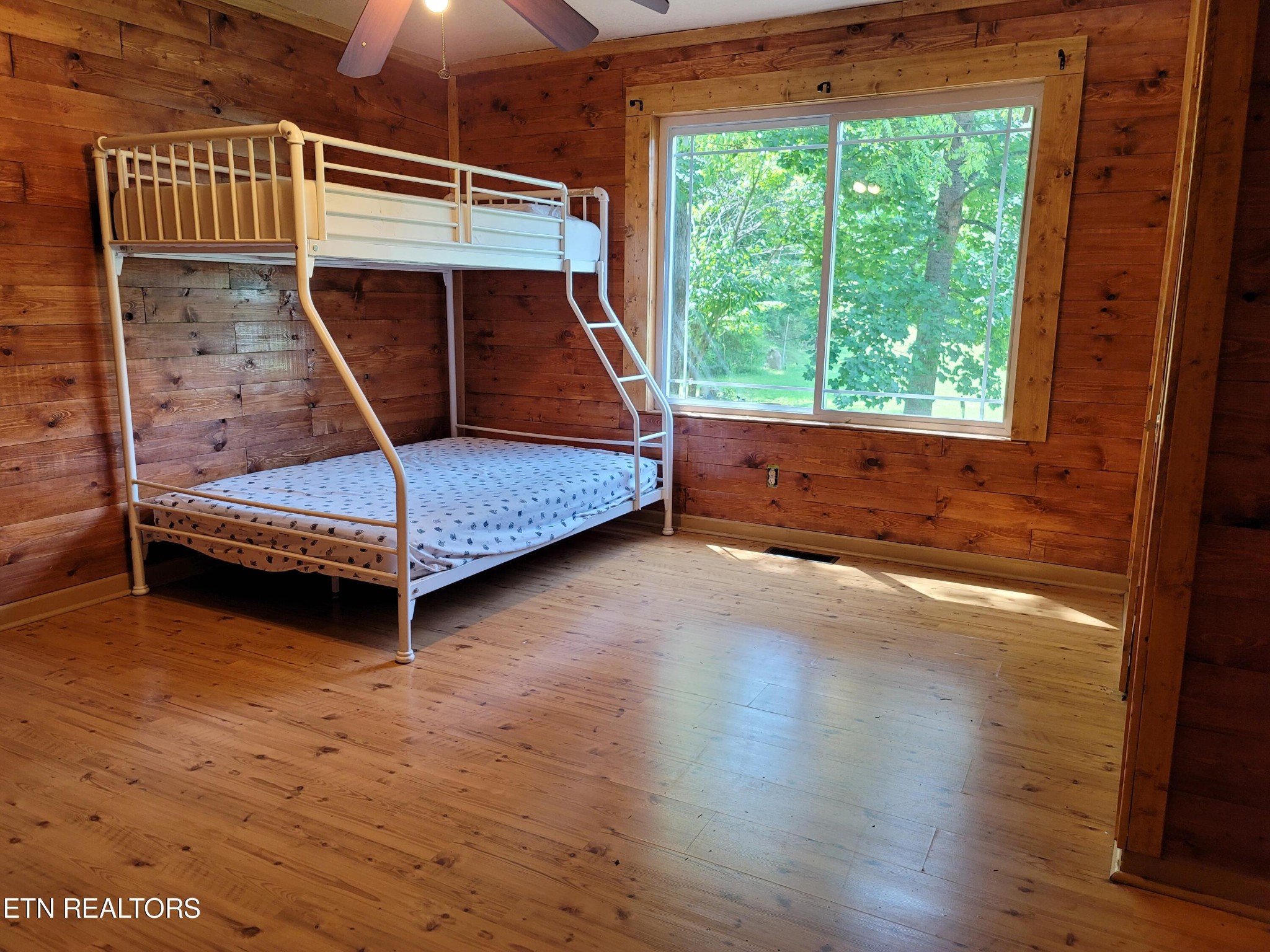 287 Cedarview Lane Bean Station, TN 37708 - Photo 13 of 35 Gallery Image 13