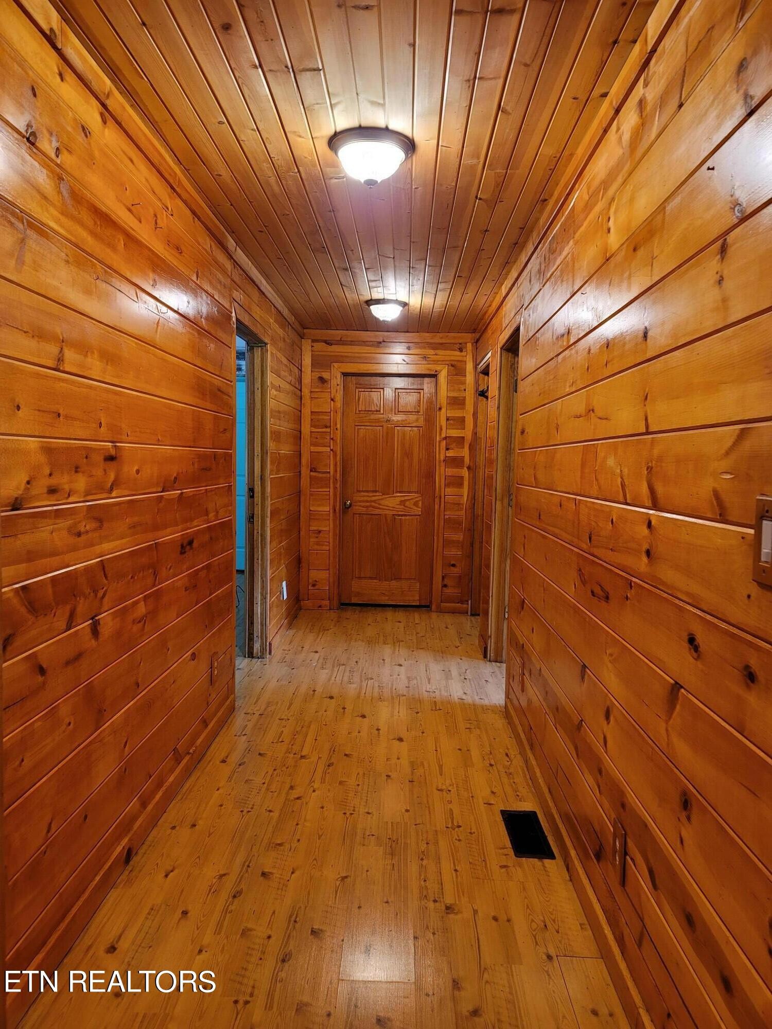 287 Cedarview Lane Bean Station, TN 37708 - Photo 9 of 35 Gallery Image 9