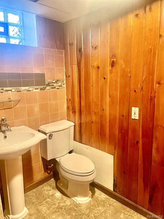 12950 Dixie Redford, MI 48239 - Photo 35 of 49 Gallery Image 35