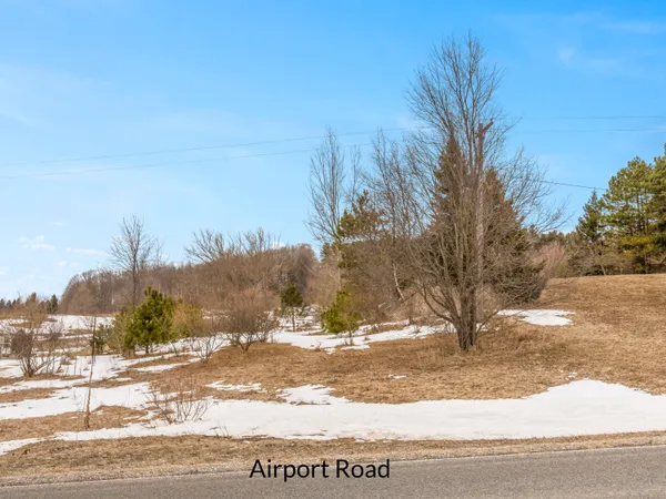 $195,000 | Airport Road, Frankfort, MI 49635