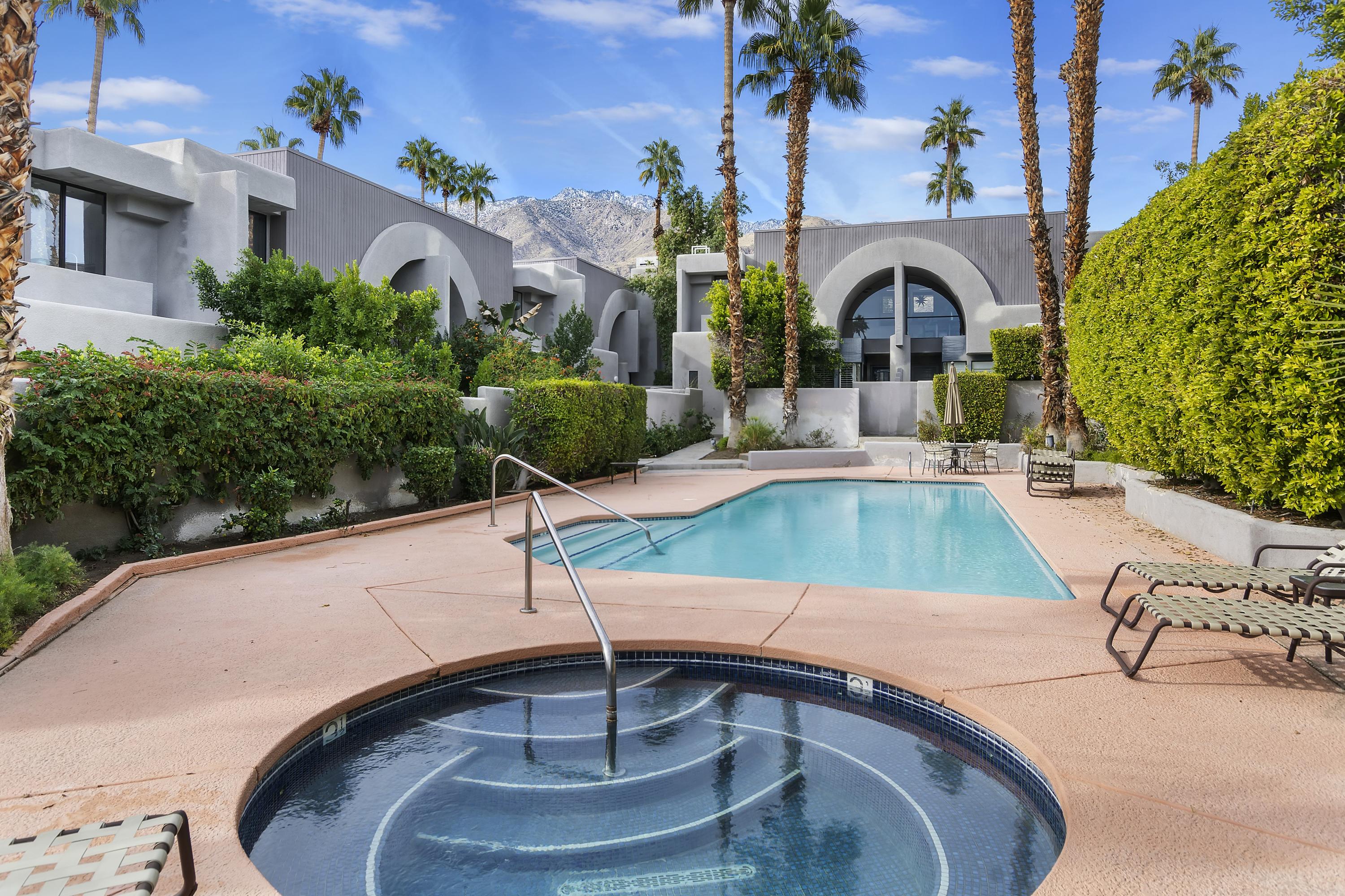 250 West Stevens Road Palm Springs, CA 92262 - Photo 19 of 27 027_Community Pool