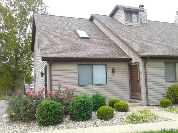 $1,345 | 419 Ponderosa Avenue, Unit 1, O'Fallon, IL 62269