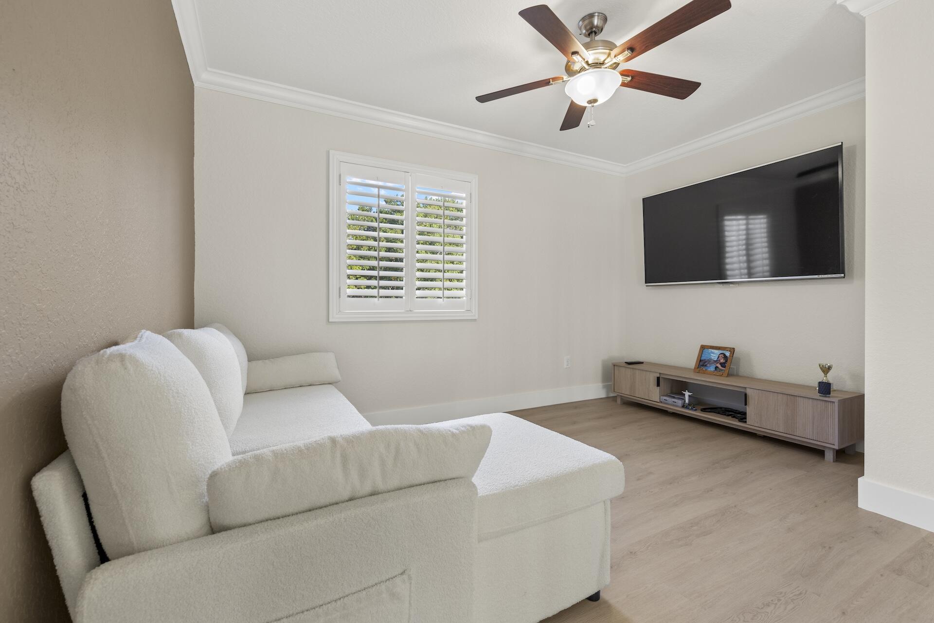 8364 Lyons Ranches Road Boynton Beach, FL 33472 - Photo 21 of 41 Loft