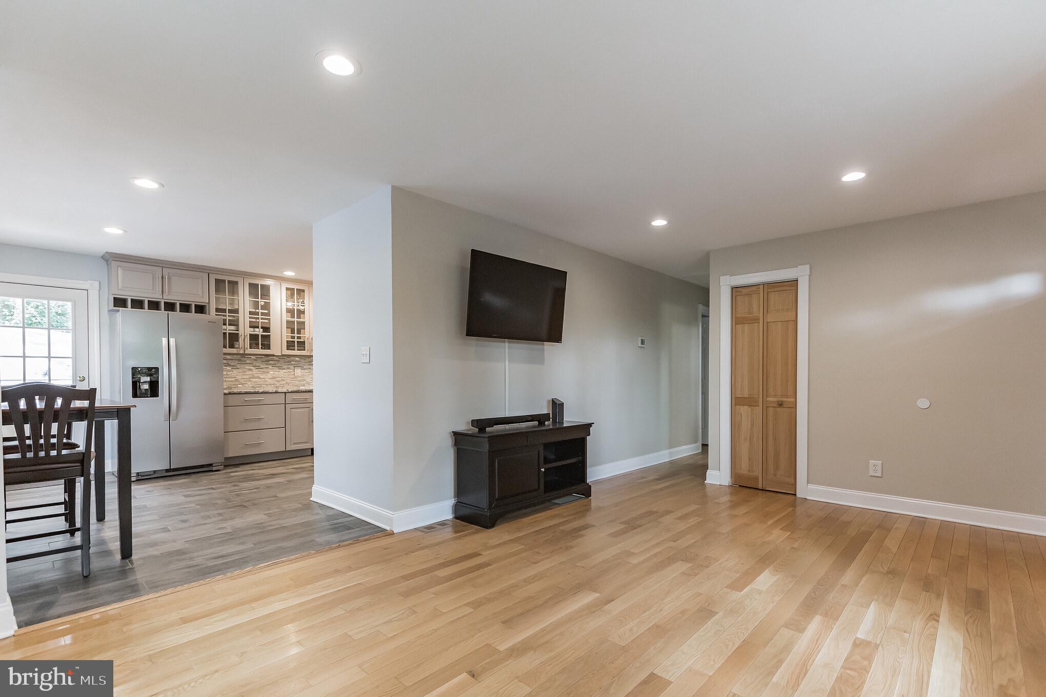 516 New Road Southampton, NJ 08088 - Photo 7 of 40
