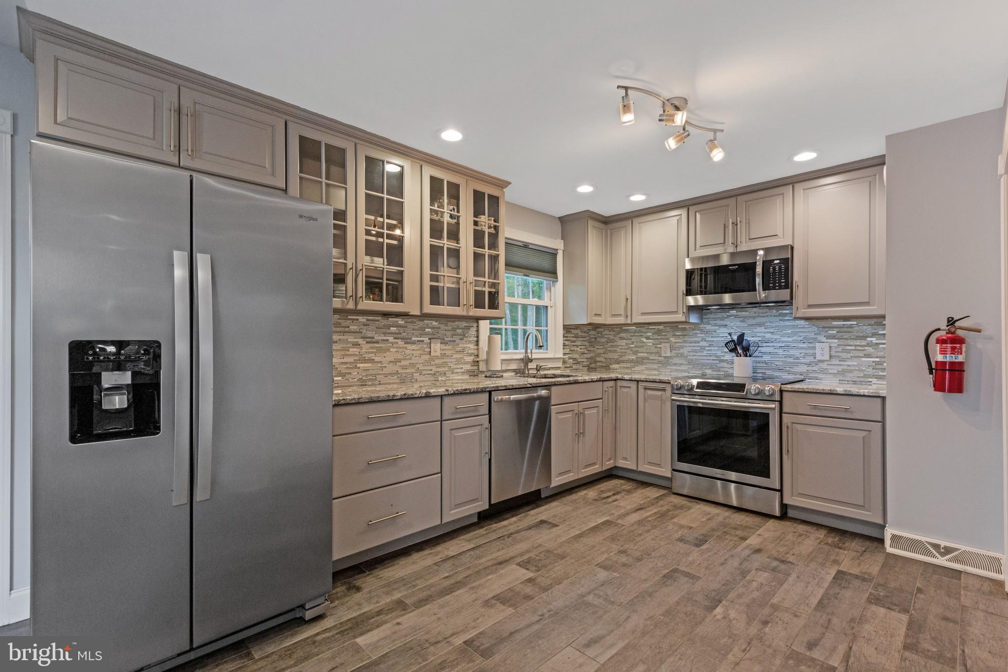 516 New Road Southampton, NJ 08088 - Photo 8 of 40