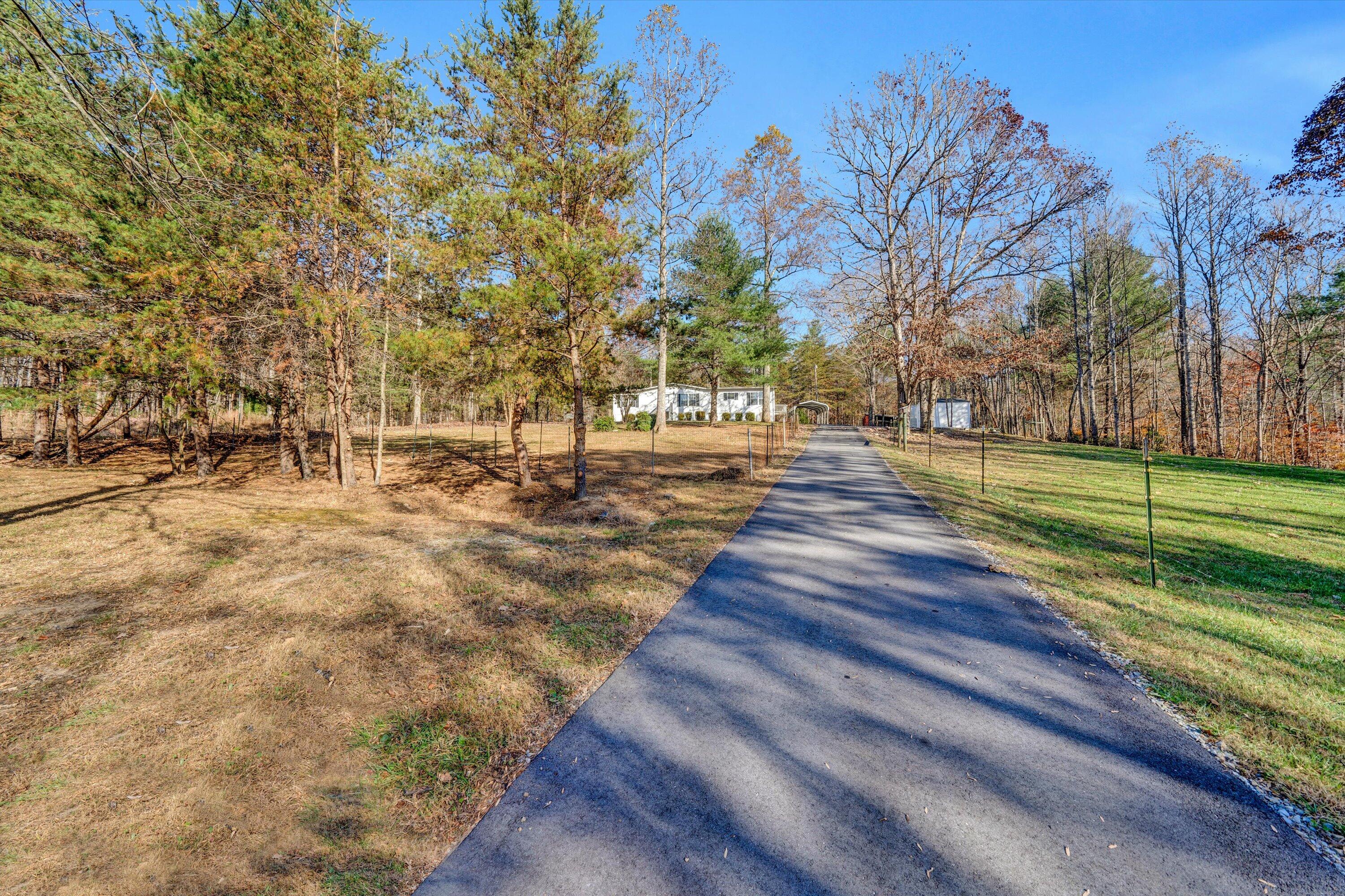 5392 Haw Patch Road Ferrum, VA 24088 - Photo 3 of 41 37-DSC00208